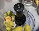 Foto langkah ke 3 dari resep Puree Dori Udang Brokoli #EdisiMPASI.