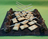 Foto del paso 3 de la receta: Rollitos de bacon y ciruelas