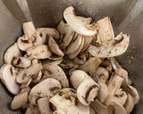 Foto del paso 2 de la receta: Crema de champiñones en Monsieur Cuisine