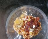 A picture of step 1 of Muesli-gulkand chocolates.