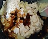 A picture of step 5 of Nolen Gur er jolbhara sandesh (date palm jaggery sandesh).
