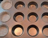 Φωτογραφία βήματος 7 της συνταγής Muffins με μπανάνα και σοκολάτα Αντώνης