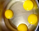 A picture of step 1 of Spicy bread omelette sandwich.