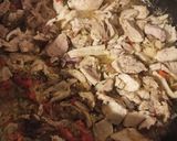 Foto del paso 1 de la receta: Salsa de tomate y pollo para pastas
