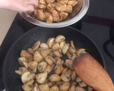 Sos z kurczaka i grzybów krok przepisu 1 zdjęcie