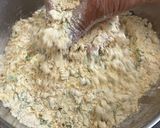 A picture of step 4 of Besan Ki Masaledar Khasta Roti 🫓.