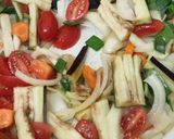Foto del paso 7 de la receta: Filet de atún al estragón, con verduras