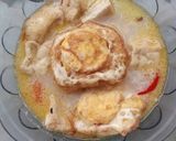 Foto langkah ke 4 dari resep Sayur tahu kuah telur ceplok.