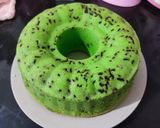 Foto langkah ke 5 dari resep Bolu Pandan Meses.