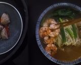 A picture of step 5 of Shrimp Noodle Soup.