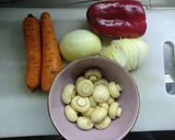 Foto del paso 1 de la receta: Arroz al curry con champiñones y verduras. Receta vegana