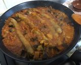 Une image de l'étape 11 de Chipolatas au curry d'aubergine et tomates.