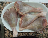 Foto del paso 1 de la receta: Muslos de pavo a la pepitoria