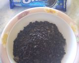A picture of step 2 of Oreo Dessert.