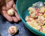 Foto del paso 6 de la receta: Bollitos con salame y fécula de mandioca