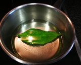 Foto del paso 4 de la receta: Buñuelos con alga espirulina en 10 minutos
