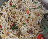 Foto langkah ke 4 dari resep Tumis Toge Ikan Asin.