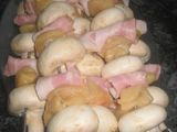 Brochetas de pollo champis y bacon