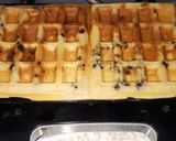 Foto del paso 9 de la receta: 🍫 Waffles Deliciosos Con Choco Chips Y Frutillas 🍓