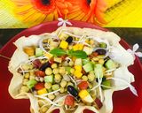 A picture of step 5 of Leftovers diet beans salad in tacos 🌮.