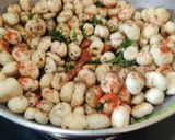 A picture of step 5 of Makhana Namkeen.