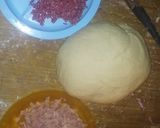 Foto del paso 2 de la receta: Pancitos saborizados (salame,paleta y queso)