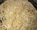 Foto del paso 2 de la receta: Fideos caseros con salsa