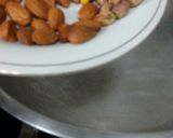 A picture of step 4 of Makhandi Halwa.