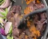 A picture of step 1 of Stir Fried Beef Liver with Fresh Turmeric.