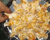 A picture of step 6 of Flower petal pizza.