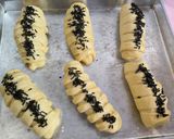 Foto langkah ke 6 dari resep Roti Isi Pisang Coklat.