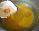 A picture of step 4 of Egg halwa.