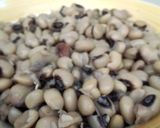 A picture of step 3 of Grainy Cooked Beans.
