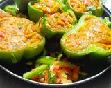 भरलेली ढोबळी मिरची (bharleli dhobli mirchi recipe in marathi) रेसिपी स्टेप 5 फोटो 