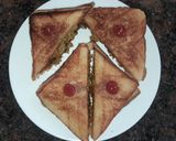 A picture of step 6 of Chicken khimaToast Sandwich.