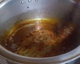 A picture of step 5 of Jhat pat Andoo ka salan (ami style).