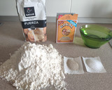 Foto del paso 1 de la receta: Pan tradicional