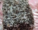 A picture of step 13 of Lamington cake Australian cake.