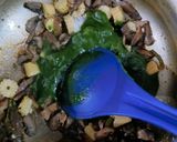 A picture of step 1 of Spinach and Mushroom Enchiladas.