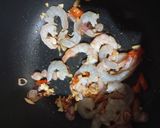 Foto langkah ke 2 dari resep Tumis buncis udang.