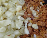 Foto del paso 3 de la receta: 🌮Guisado para tacos: chorizo con piña 🍍