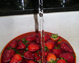 Foto del paso 1 de la receta: Helado de frutilla y naranja natural para celíacos, diabéticos y regímenes