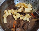 Foto langkah ke 9 dari resep Bistik Daging Kentang.