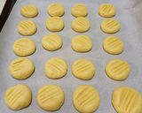 Foto del paso 3 de la receta: Galletitas de limón 🍋