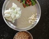 मेथीची भाजी (methichi bhaji recipe in marathi) रेसिपी स्टेप 1 फोटो 