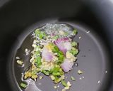 A picture of step 2 of Sweet Corn Soup.