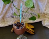 A picture of step 4 of Chocolate Banana Smoothie.