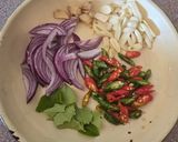 Foto langkah ke 4 dari resep Tumis Cumi Asin dan Tempe.