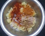 A picture of step 1 of Capsicum Tikki Chaat.