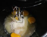 Foto langkah ke 1 dari resep Bolu jadul simple super empuk.